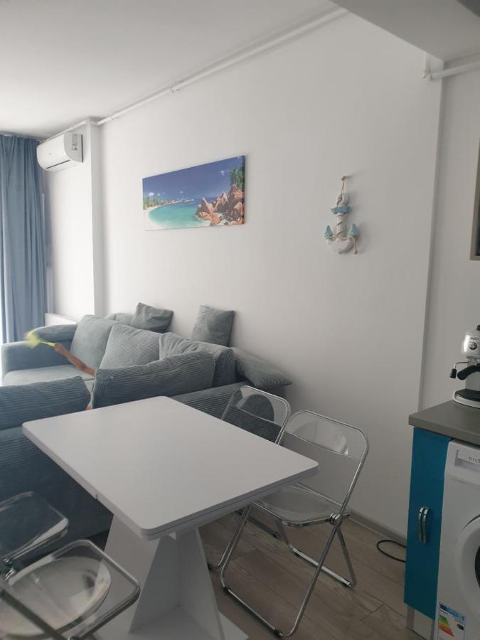 Blue Apartament Мамая Екстериор снимка